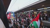 Pro Pal bloccano i treni per Pisa