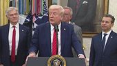 Trump, "Cina ostile, dazi al 100%"