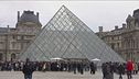 Louvre, caccia ai Pink Panthers