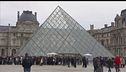 Louvre, caccia ai Pink Panthers