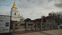 Zelensky, primo sì alla pace