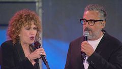 "Una nessuna centomila", questa sera, in prima serata, su Canale 5