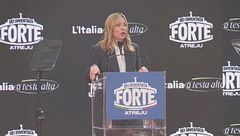 "Chi non ha contenuti scappa"