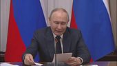 Putin fa gli auguri a Trump