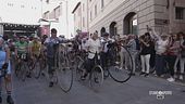 In sella a bici vintage