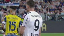 Vlahovic a segno