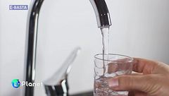 Basta alle bottiglie di plastica