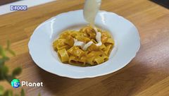 Calamarata con peperoni e gorgonzola