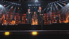 Piero Barone e Francesco Gabbani in "Viva la vita"