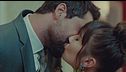 Il bacio tra Zeynep e Alihan