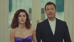 L'arrivo di Sahika alla festa