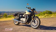 Triumph Bonneville T120 in California