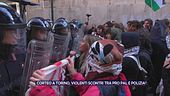 Corteo a Torino, violenti scontri tra Pro-Palestina e polizia