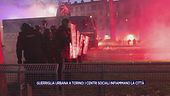Guerriglia urbana a Torino: i centri sociali infiammano la città