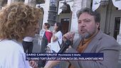 La denuncia del parlamentare M5S: "Ci hanno torturato"