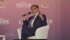 Il Presidente del Senato italiano punta il dito