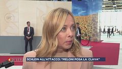 Giorgia Meloni sotto l'attacco di Elly Schlein