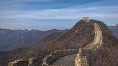 Ep. 9 - L' attacco dei palloni bomba