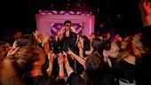 I The Kolors cantano Italodisco