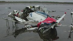 Ep. 9 - Alieni nel nostro spazio aereo