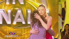 Giulia Soponariu è la prima finalista del Grande Fratello!