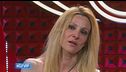 Un momento difficile per Adriana