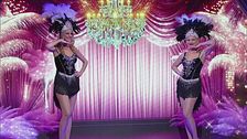 Antonella Elia e Adriana Volpe in "La notte è piccola"