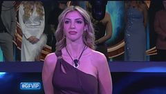 Chi sarà il primo finalista? Lucia Ilardo e Antonella Elia sono le prime VIP al televoto