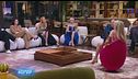 Alessandra prende posto sulla poltrona che scotta