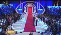 La figlia e la ex moglie di Renato lo sorprendono alla sua uscita
