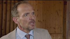Markus: "Vincent, che sta succedendo tra te e Katja?"