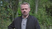 Erik viene aggredito