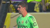 Courtois mostruoso! La super parata al 99' che manda il Real in semifinale