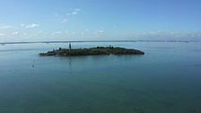 Ep. 1 - L'isola dei fantasmi