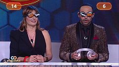 "Metal Detector": Manila Nazzaro e Stefano Oradei vs Irma e Lucia Testa