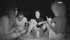 Lo spuntino notturno dei Senatori