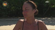I Naufraghi incoraggiano Antonella Mosetti