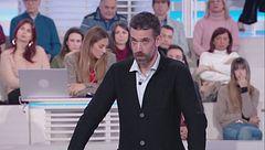 Martedì 9 dicembre, Canale 5