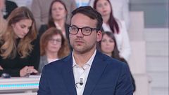 Martedì 24 febbraio, Canale 5