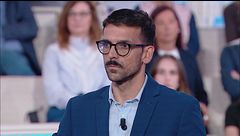 Lunedì 27 aprile, Canale 5