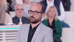 Venerdì 27 febbraio, Canale 5