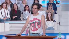 Venerdì 15 maggio, Canale 5