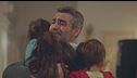 Nisan e Doruk riabbracciano il padre Sarp