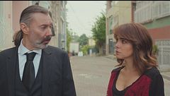 Ceyda affronta Nezir