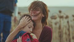 Ceyda riabbraccia Arda