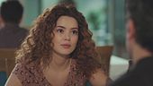 Sirin si confida con Arif