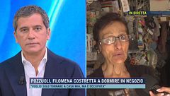 Pozzuoli, 79enne costretta a vivere nella sua merceria