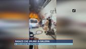 Ragazzi che urlano in galleria