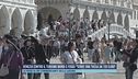 Venezia contro il turismo morti e fuggi: "Serve una tassa da 100 euro"