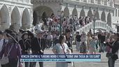 Venezia contro il turismo morti e fuggi: "Serve una tassa da 100 euro"